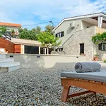 Villa Verandah *